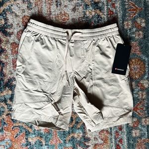 Lululemon Mens Bowline Short 8”